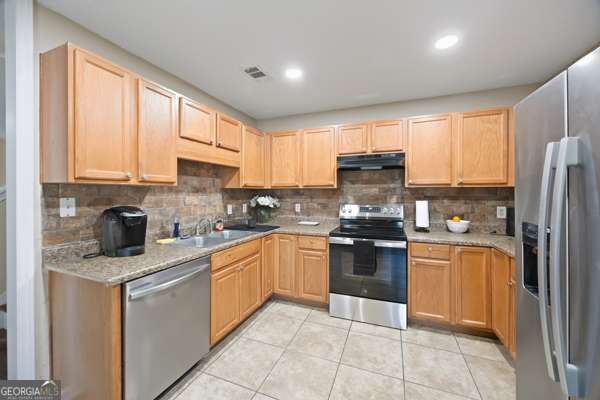 2 Willow Lakes Drive