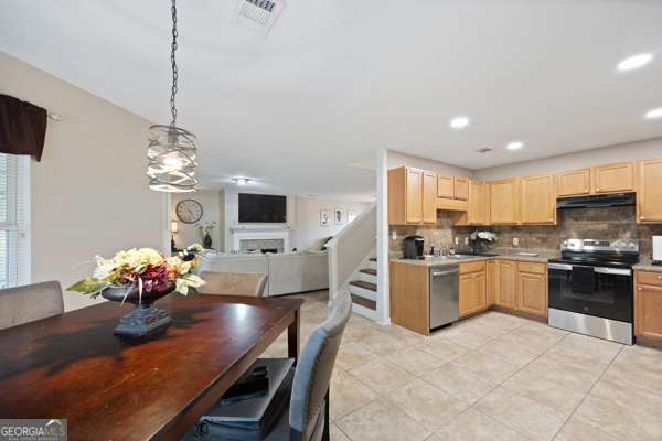 2 Willow Lakes Drive