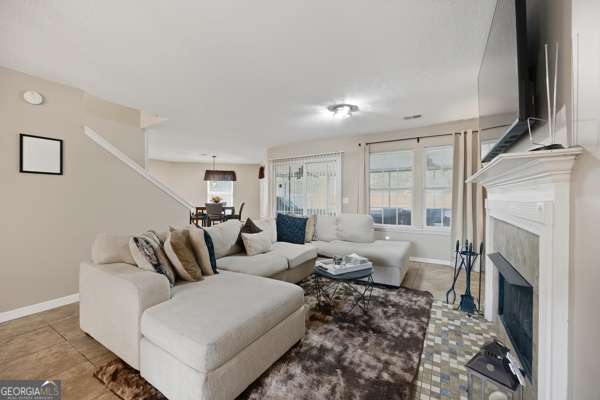 2 Willow Lakes Drive