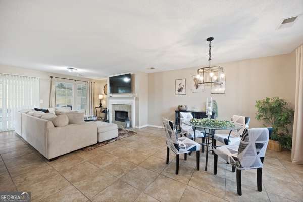 2 Willow Lakes Drive