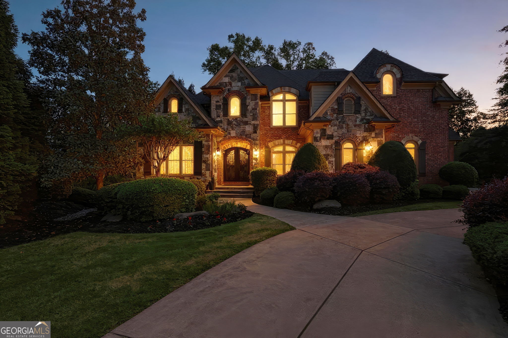 8340 Colonial Place