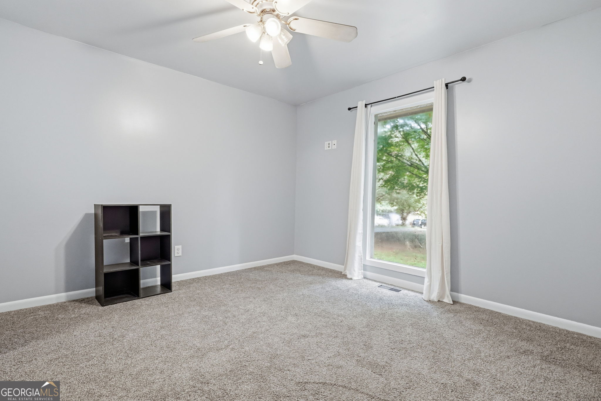 200 Ridgewood Drive