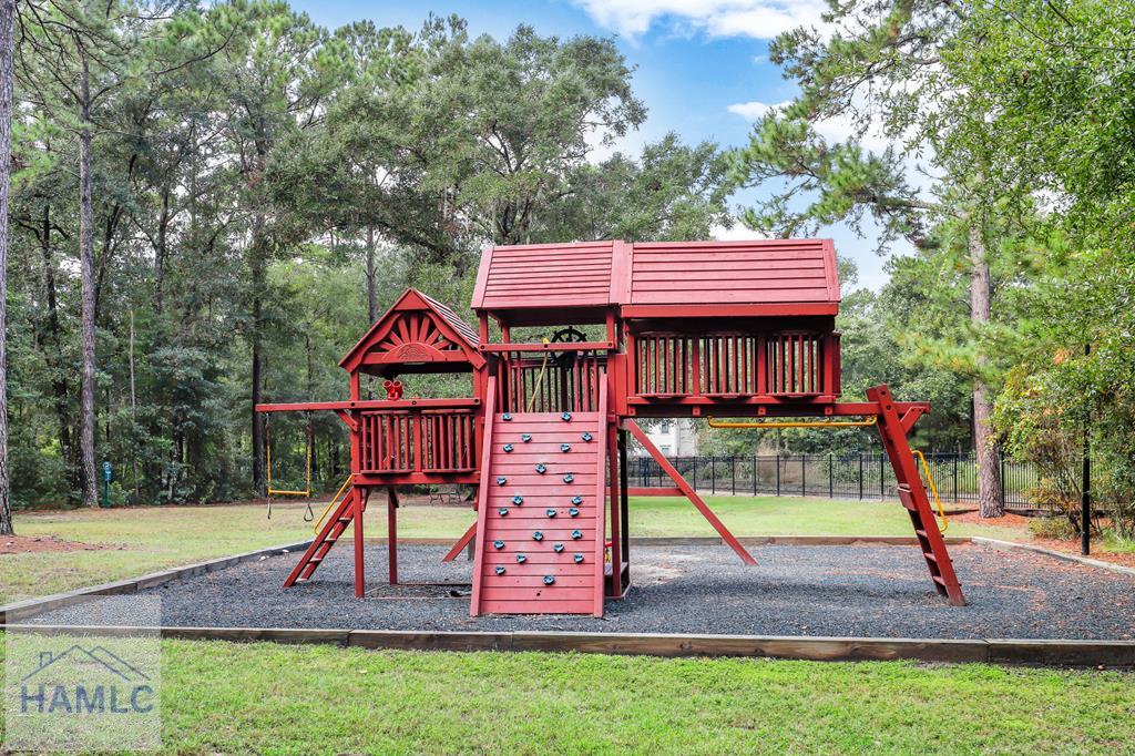 315 Linkside Lake Drive