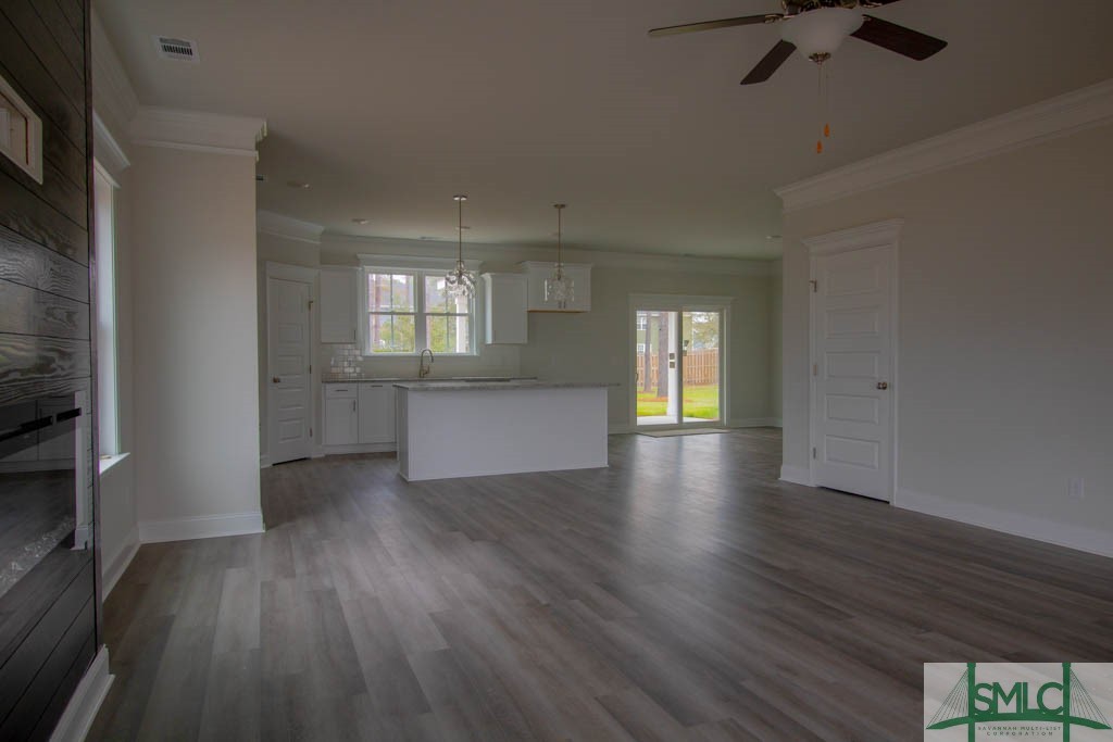 207 Pitch Point Trail