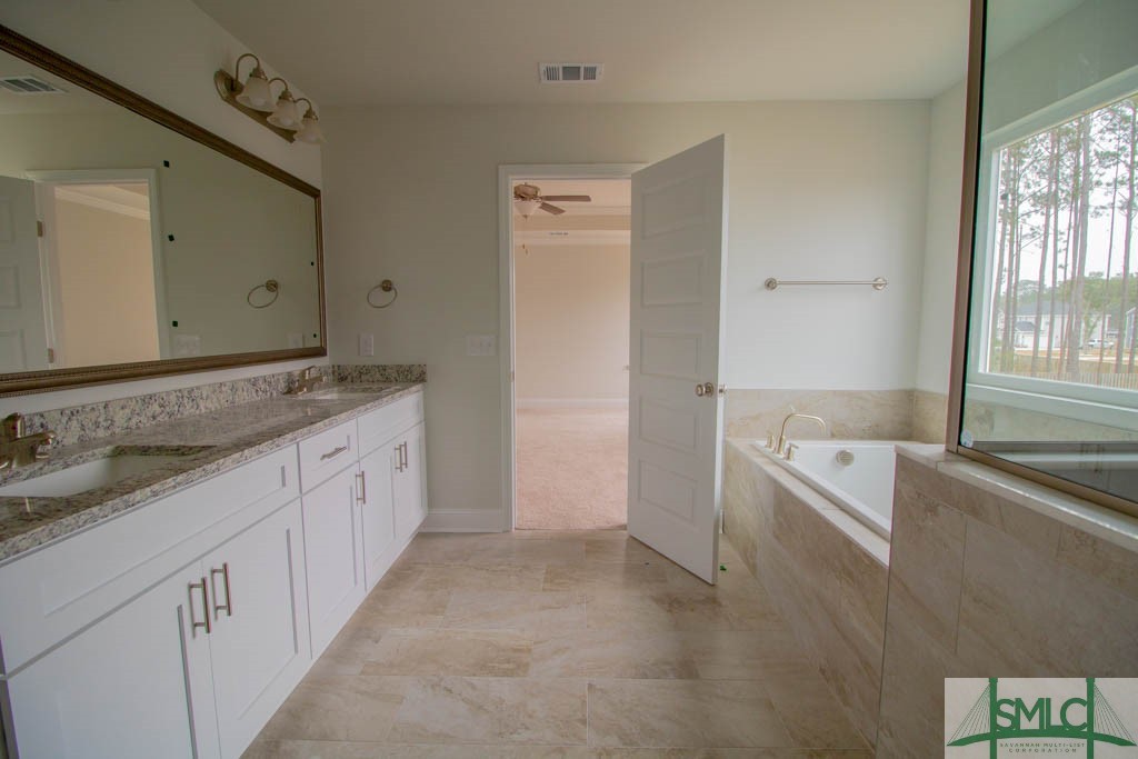 207 Pitch Point Trail