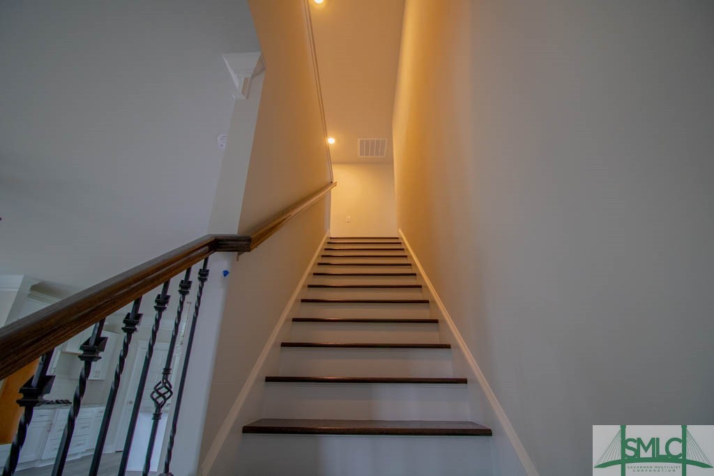 207 Pitch Point Trail