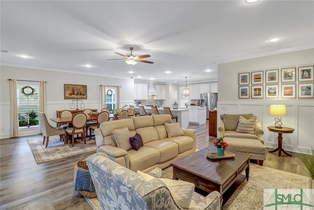 180 Ridgewood Park Drive S