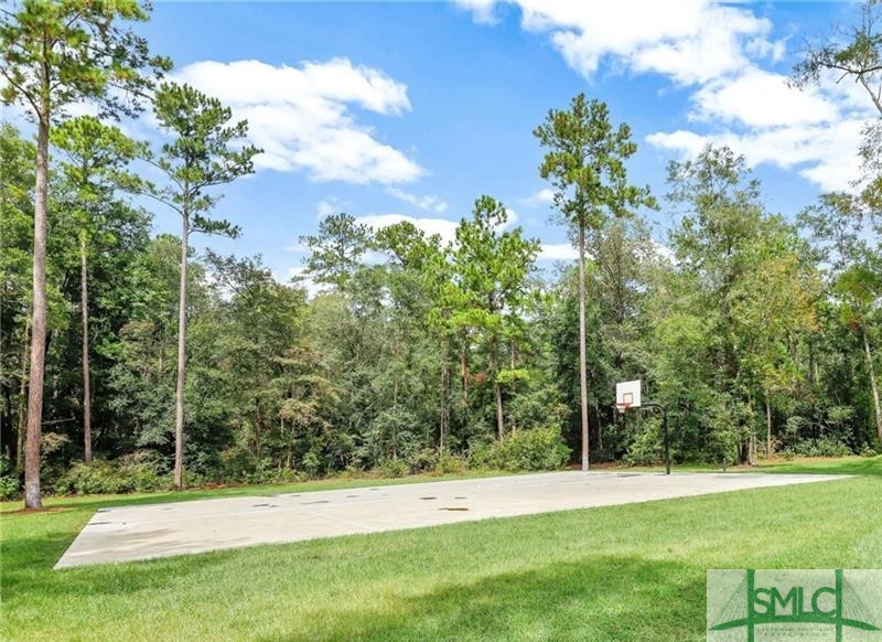 155 Blackjack Oak Drive E