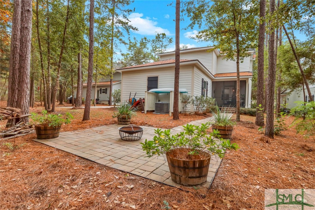 155 Blackjack Oak Drive E
