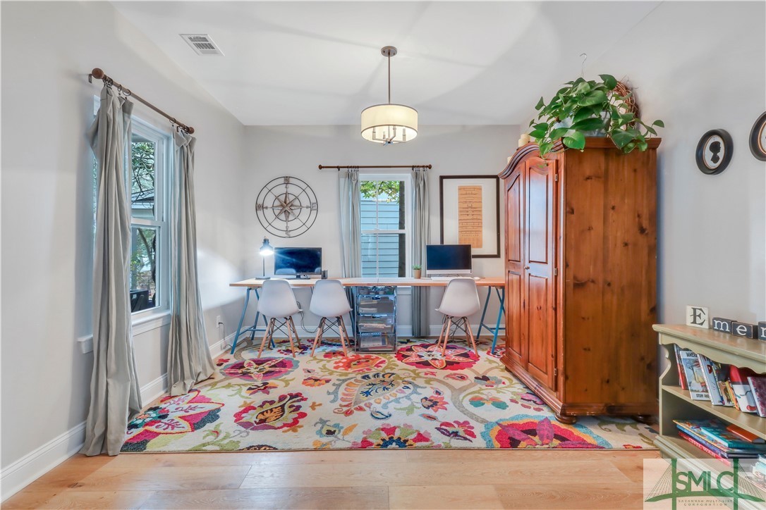 155 Blackjack Oak Drive E