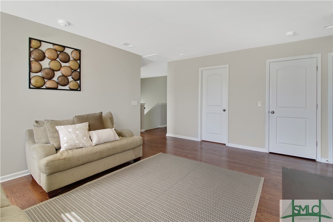 55 Gentry Way