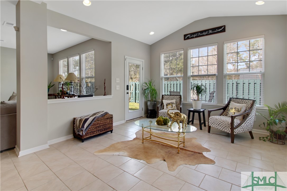 55 Gentry Way