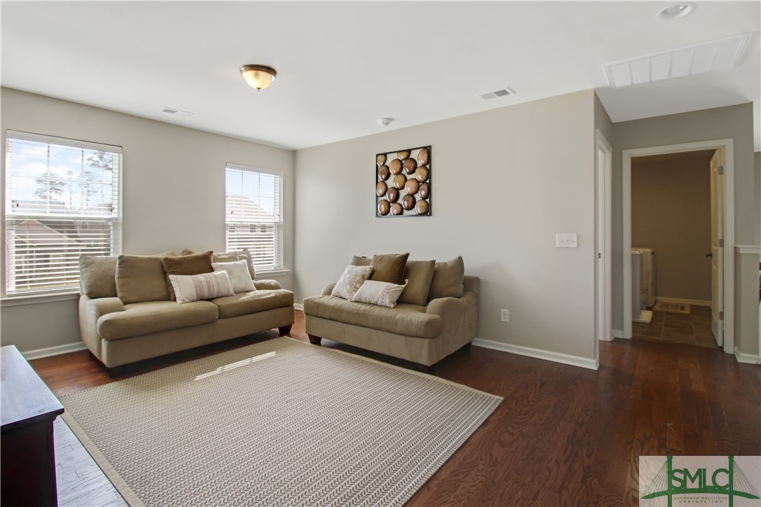 55 Gentry Way