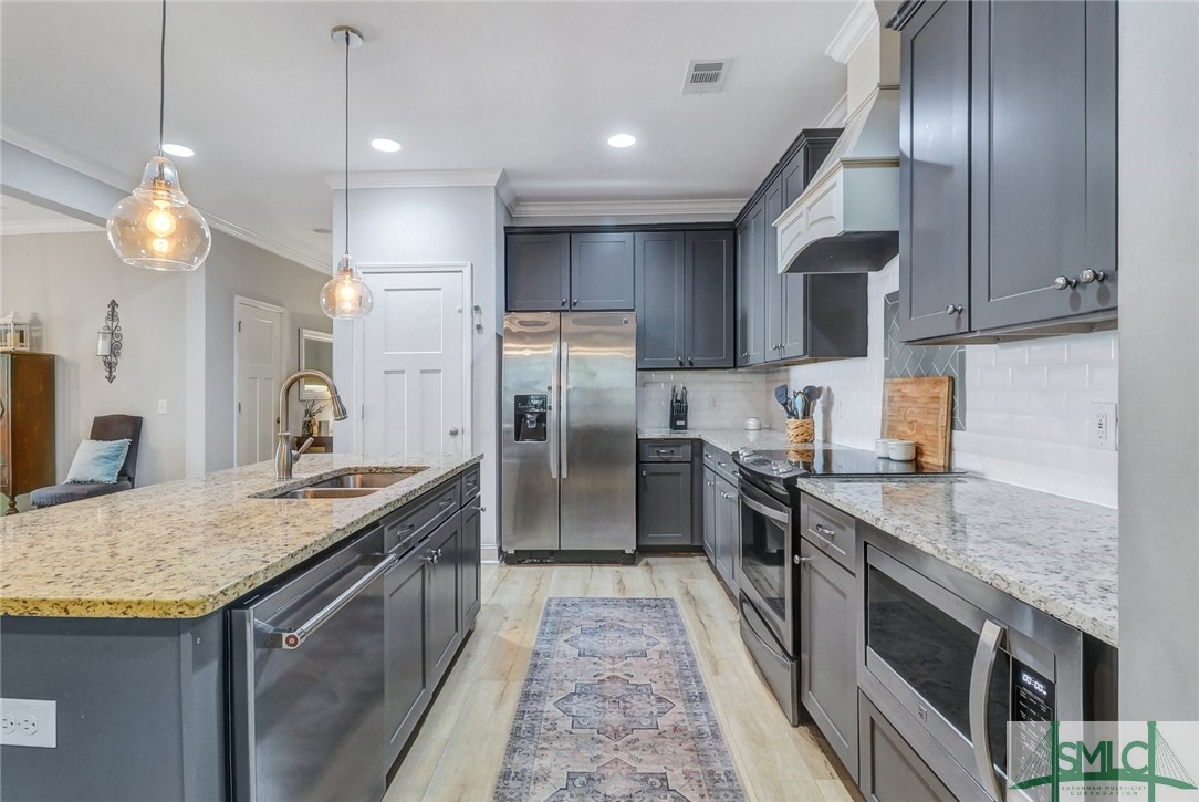 100 Wildlife View Court S