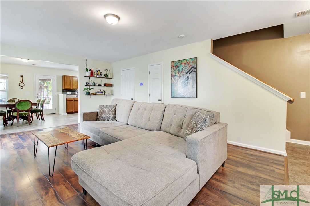 2 Stillwater Court