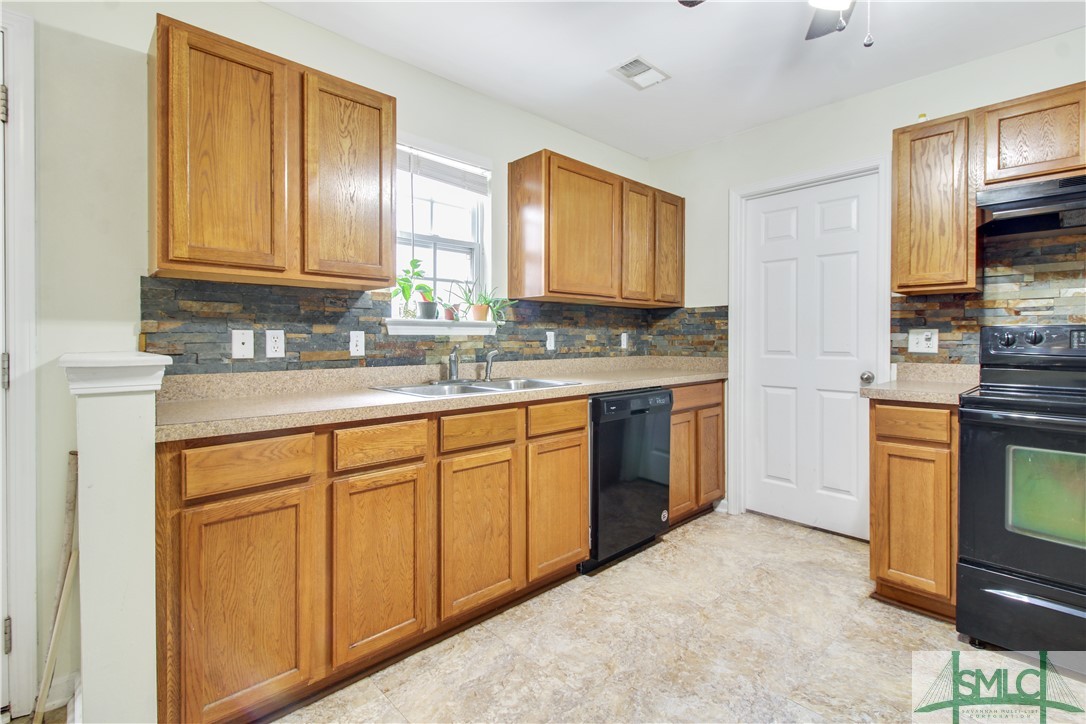 2 Stillwater Court