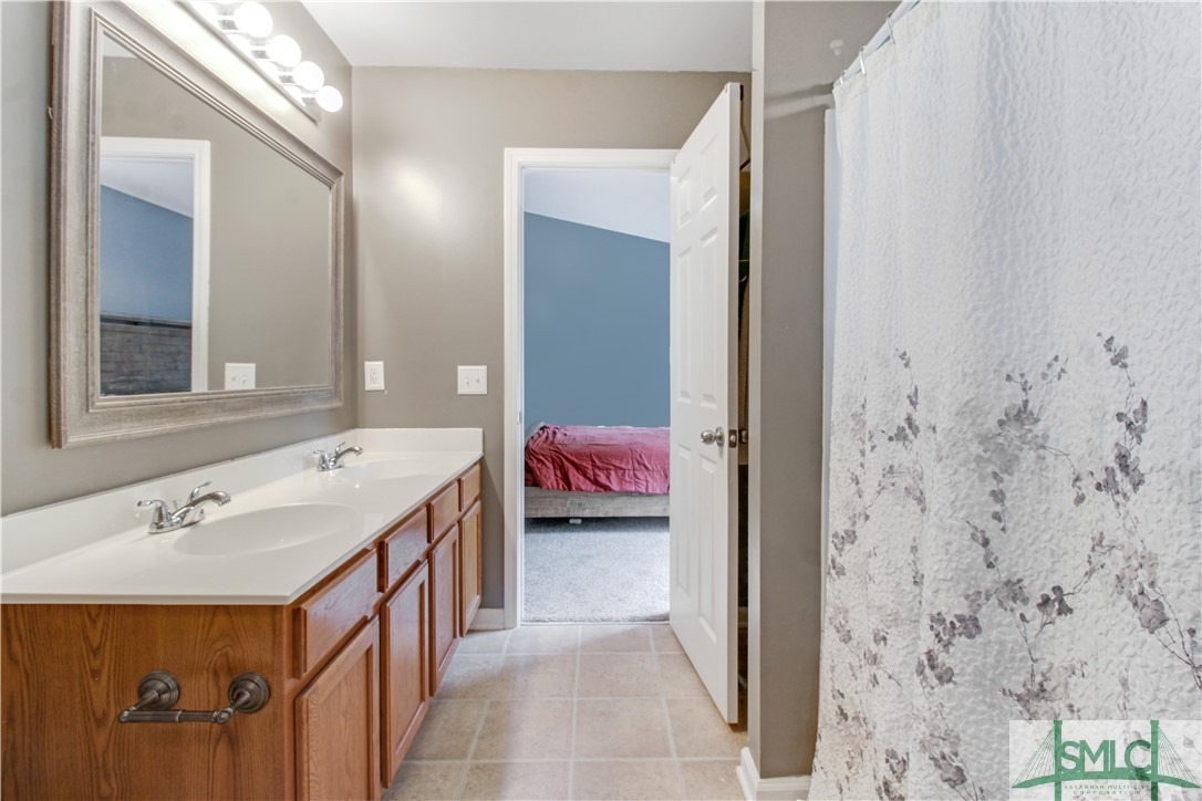 2 Stillwater Court