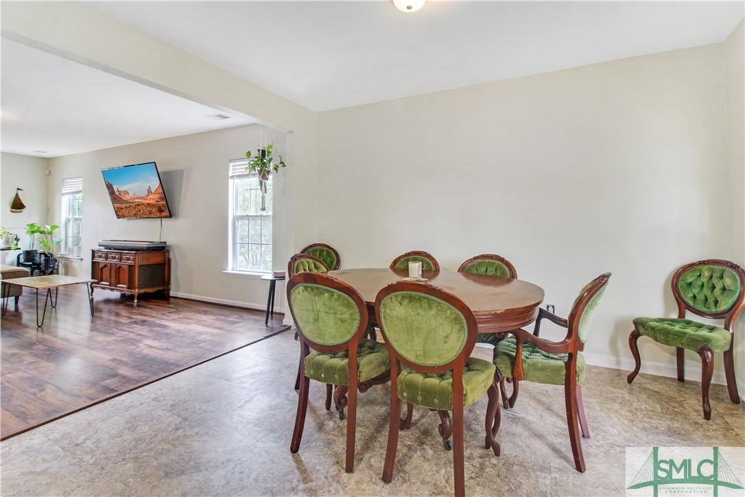 2 Stillwater Court