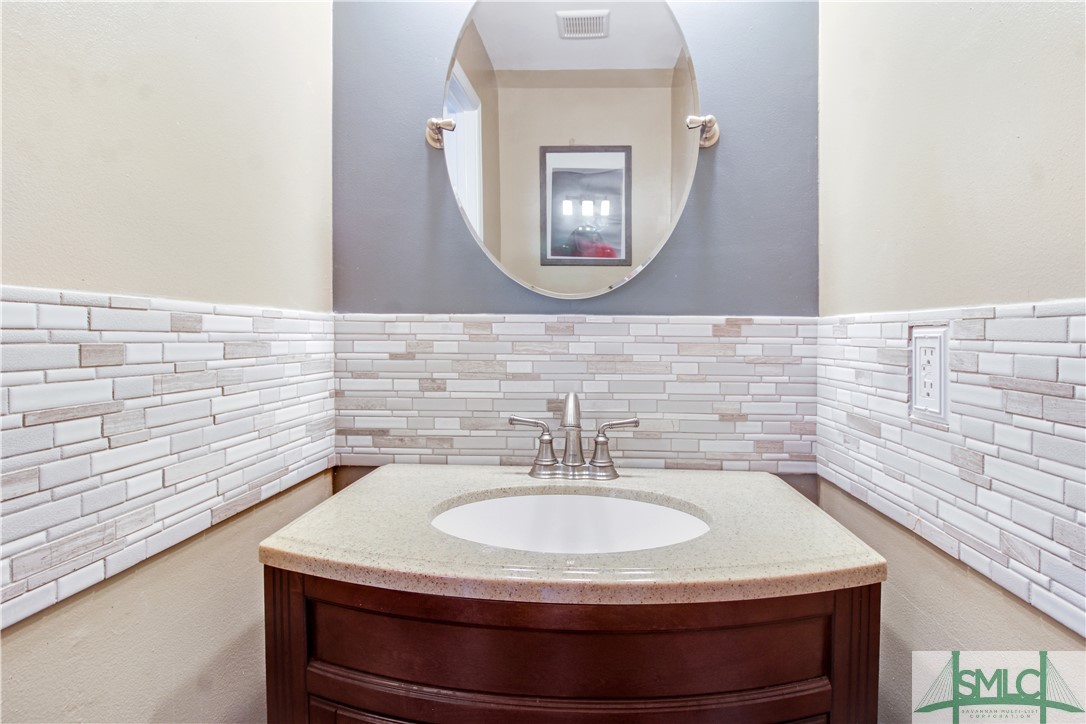 2 Stillwater Court