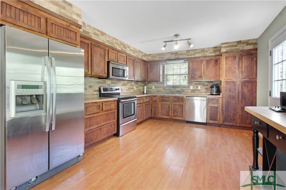 325 Groveland Nevils Road
