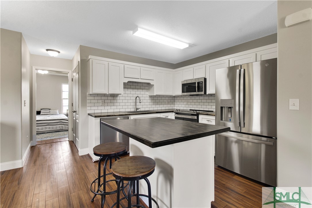 504 Parish Loop NE