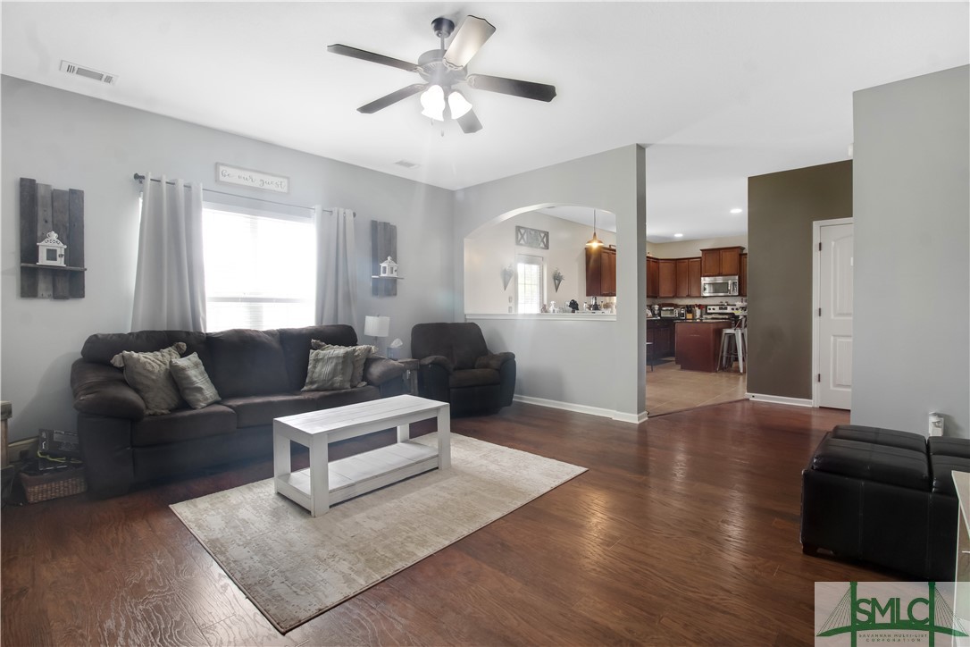 608 Red Oak Lane