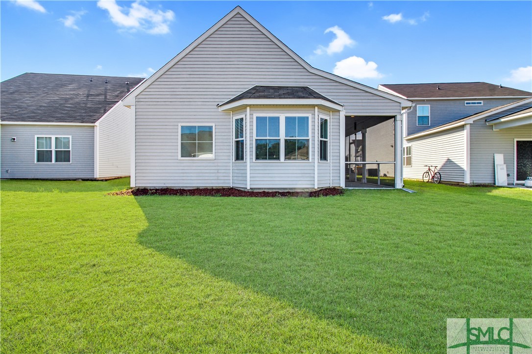 215 Crabapple Circle