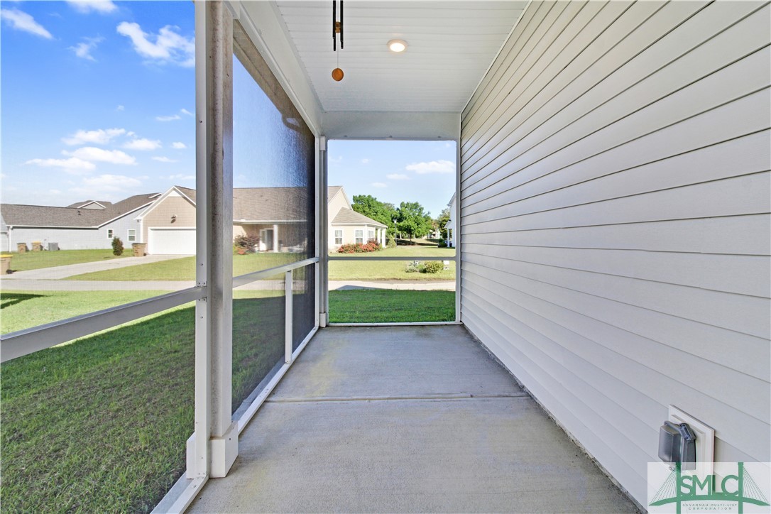 215 Crabapple Circle