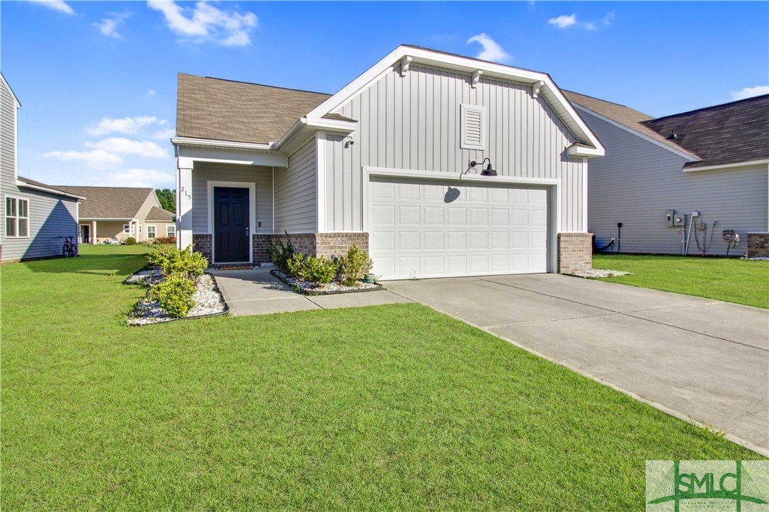 215 Crabapple Circle