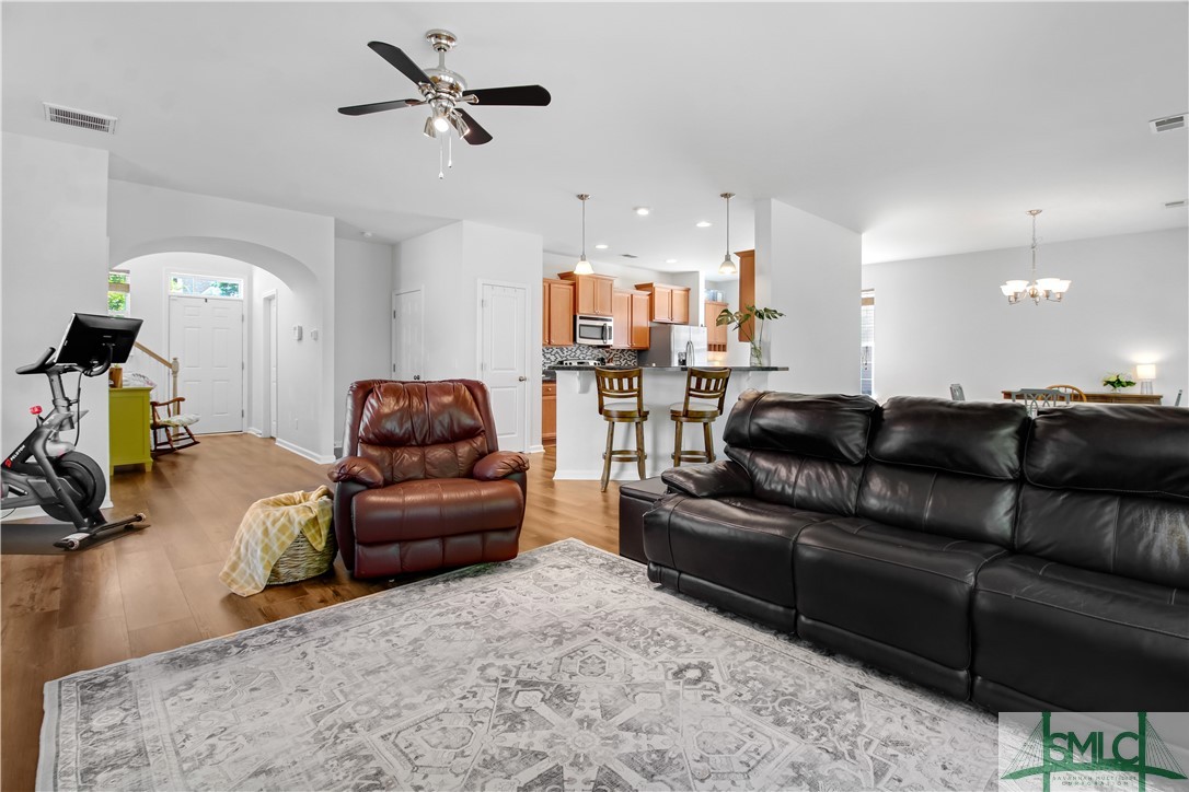 87 Coopers Lane