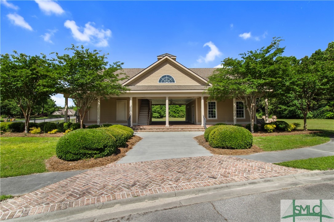 113 Crestview Drive