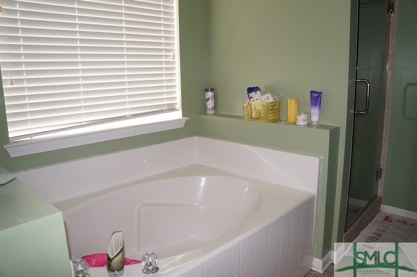 824 Laurel Hill Circle