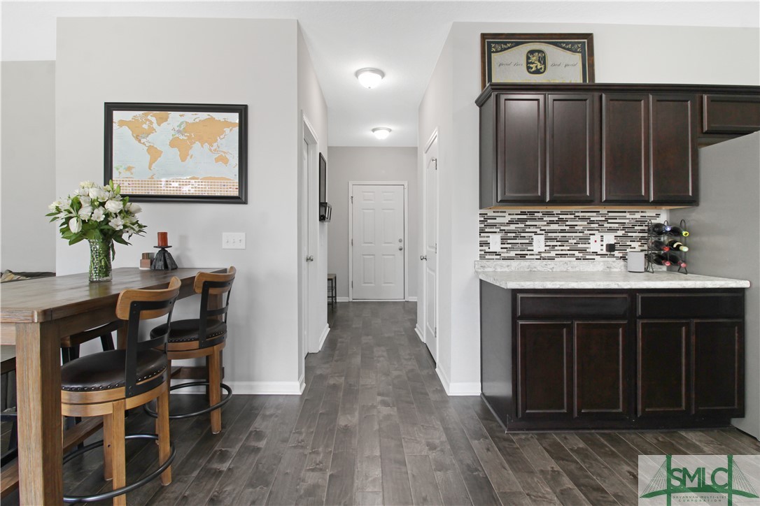 1802 White Cedar Way
