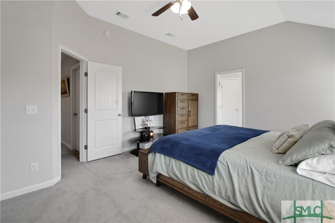 1802 White Cedar Way