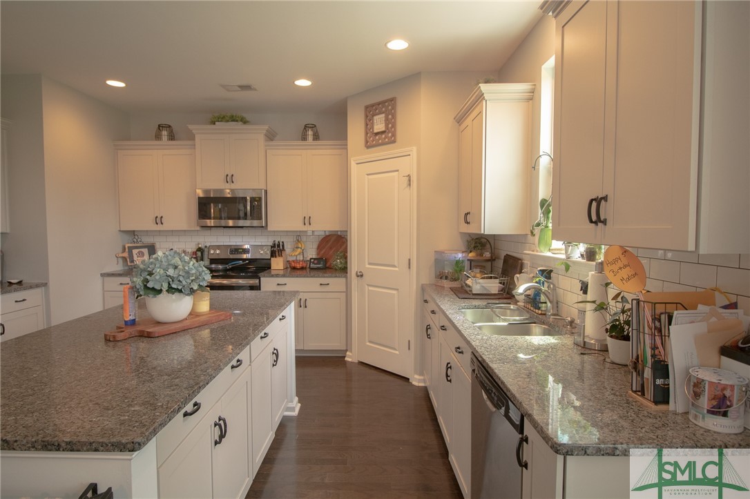 998 Castleoak Drive