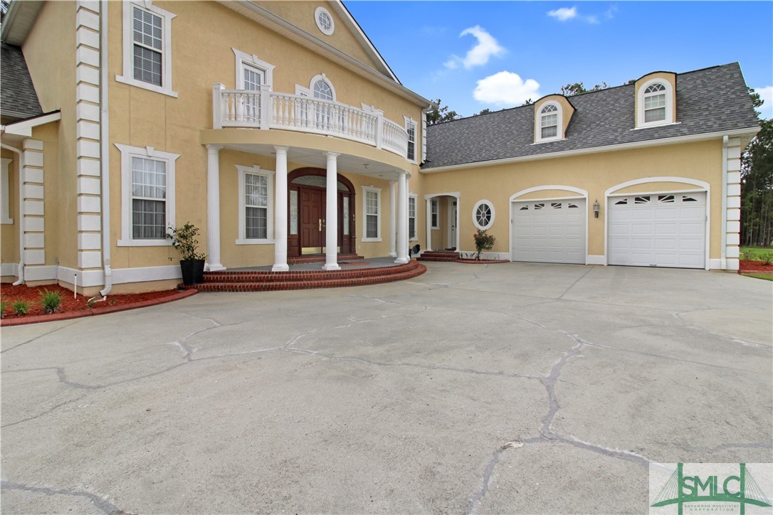 107 Manor Row
