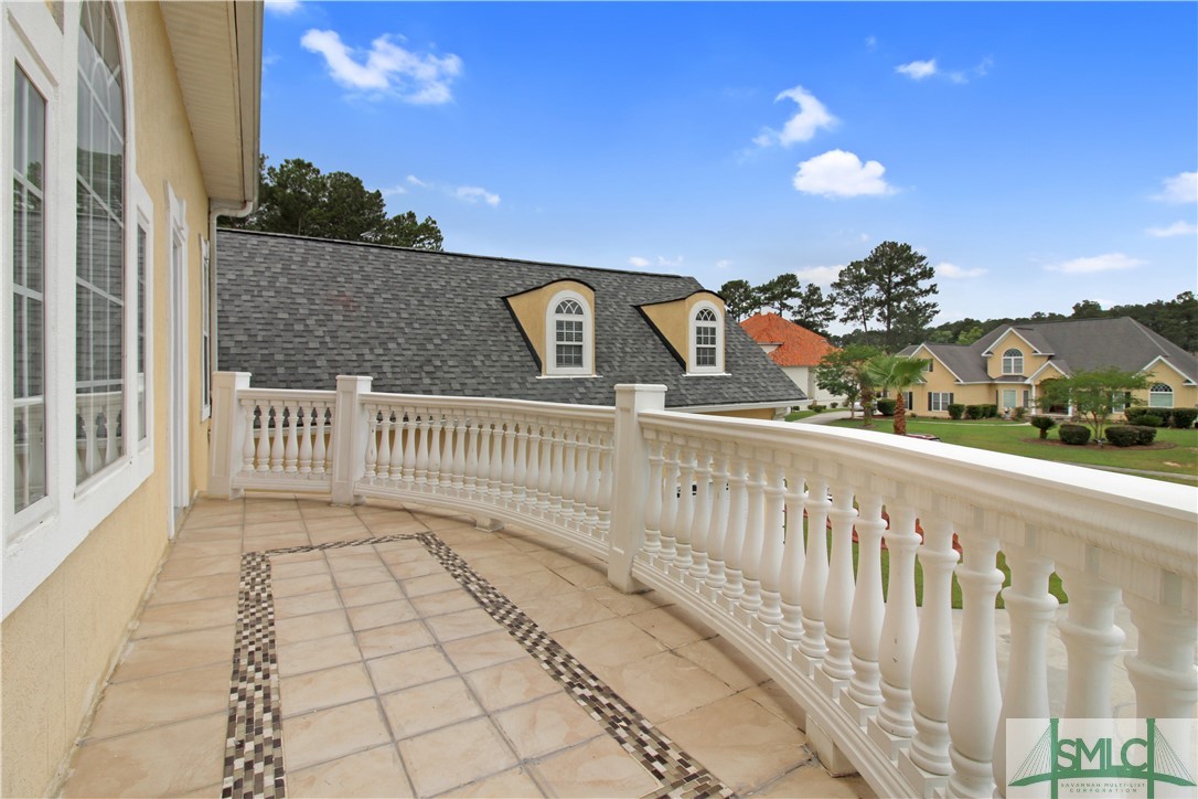 107 Manor Row