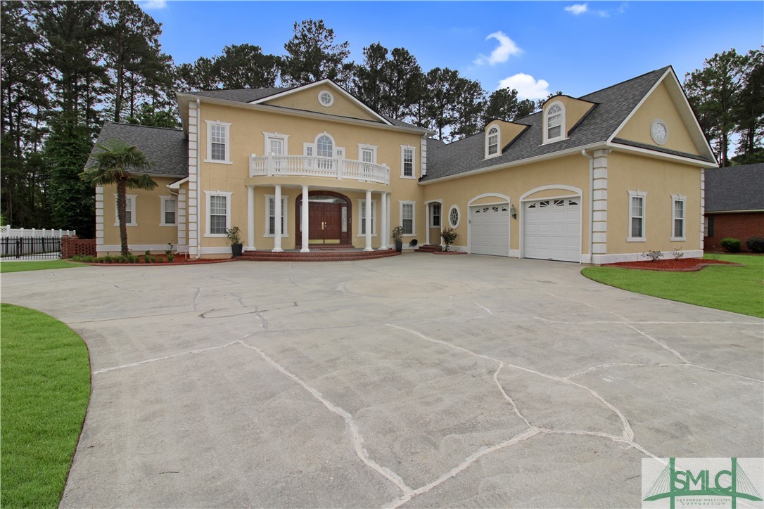 107 Manor Row
