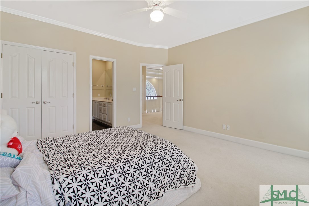 107 Manor Row