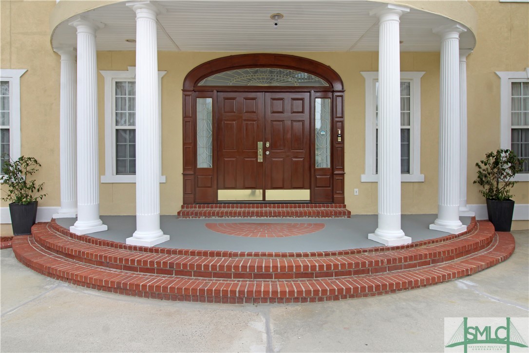 107 Manor Row