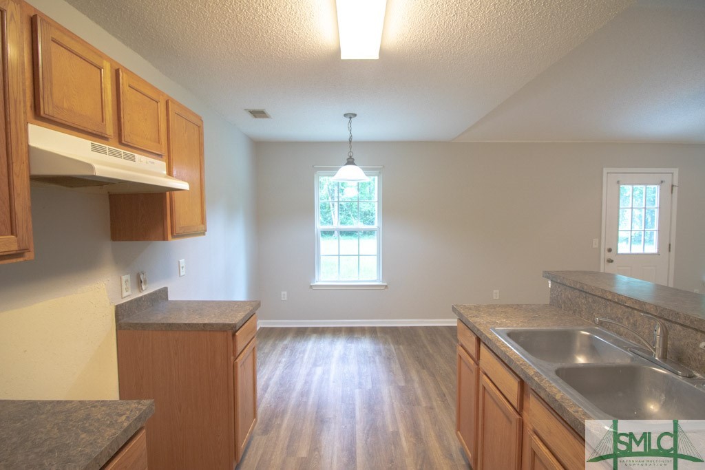 440 Shadowbrook Circle