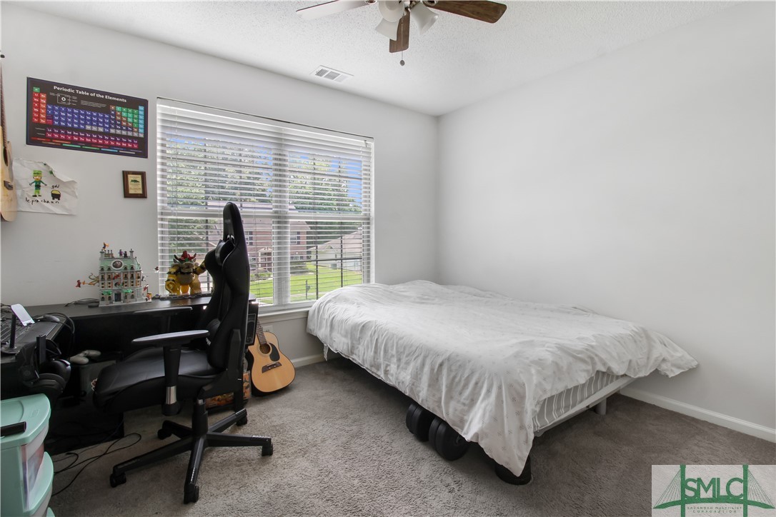28 Heritage Way