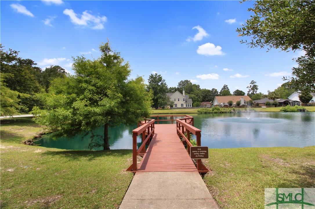 28 Heritage Way