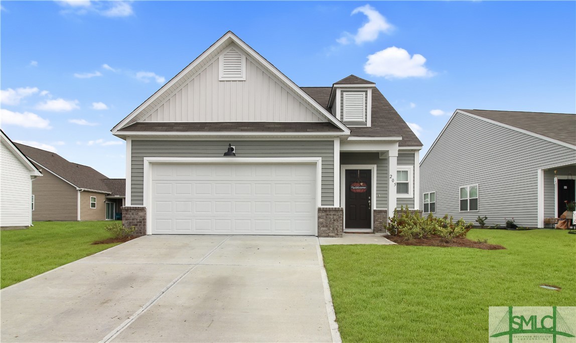 205 Crabapple Circle