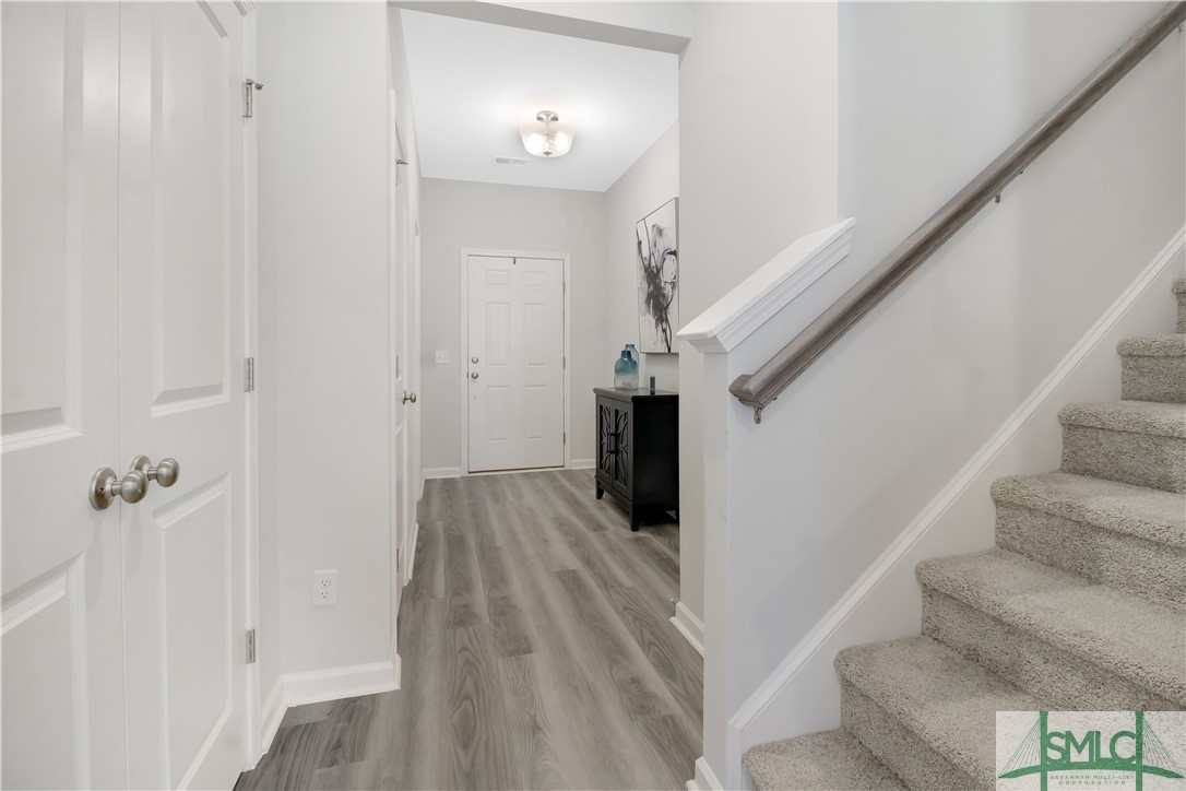 205 Crabapple Circle