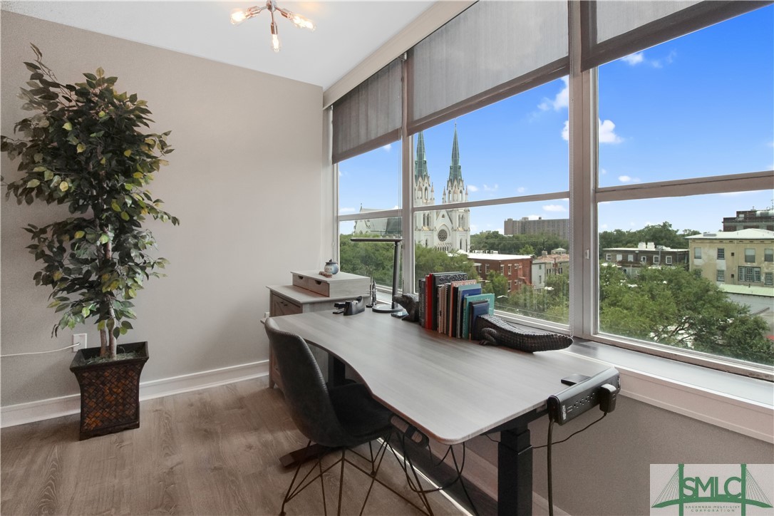 102 E Liberty Street