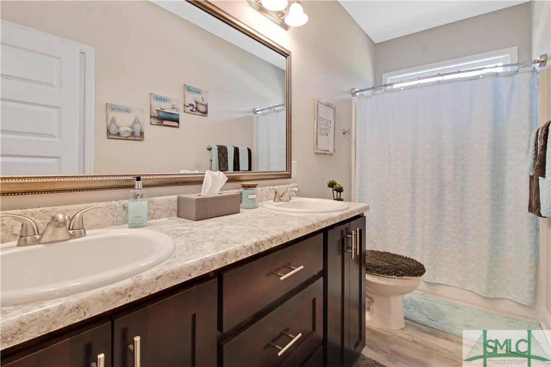 220 Alcovy Circle