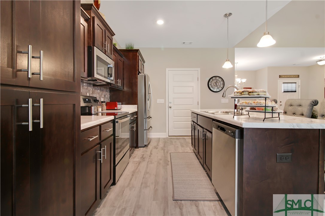 220 Alcovy Circle