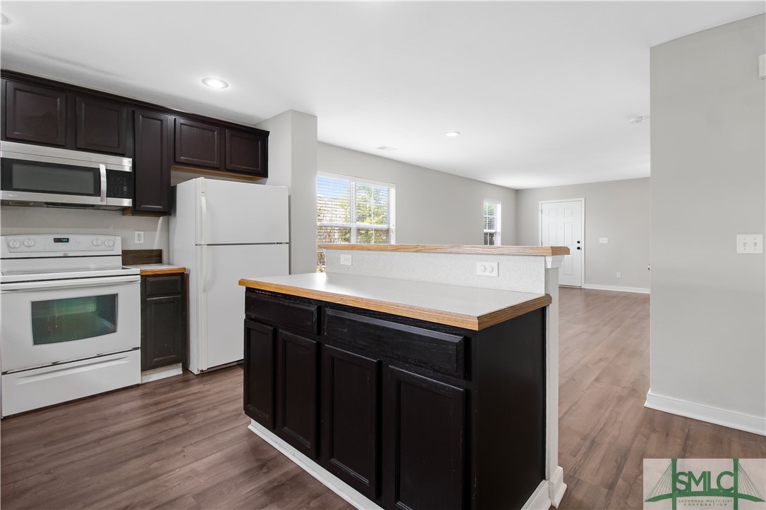 21 Westbourne Way