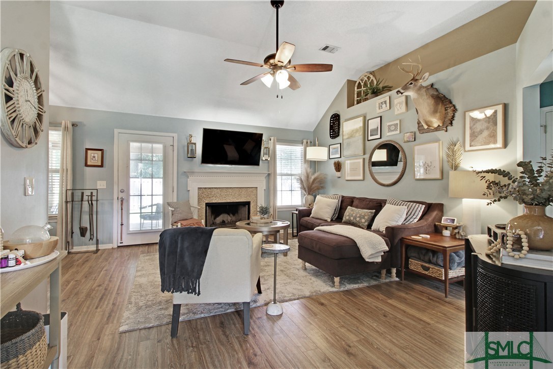 8 Pinehurst Lane